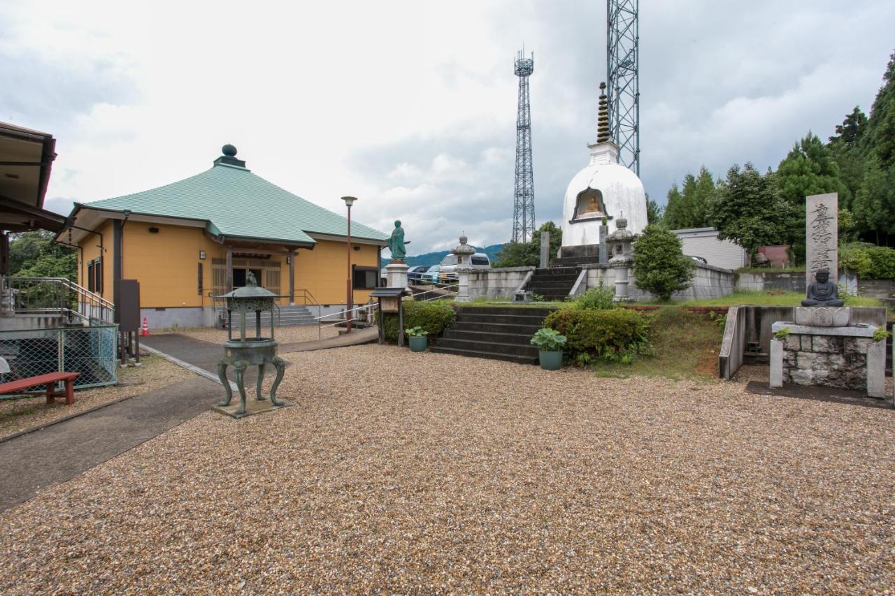 مبيت وإفطار يوشينو Houtouji Temple المظهر الخارجي الصورة